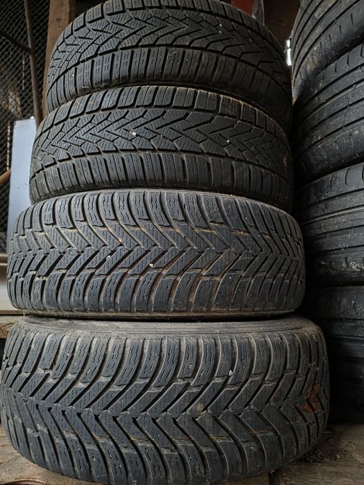 Jenti + anvelope de iarna r15 Opel