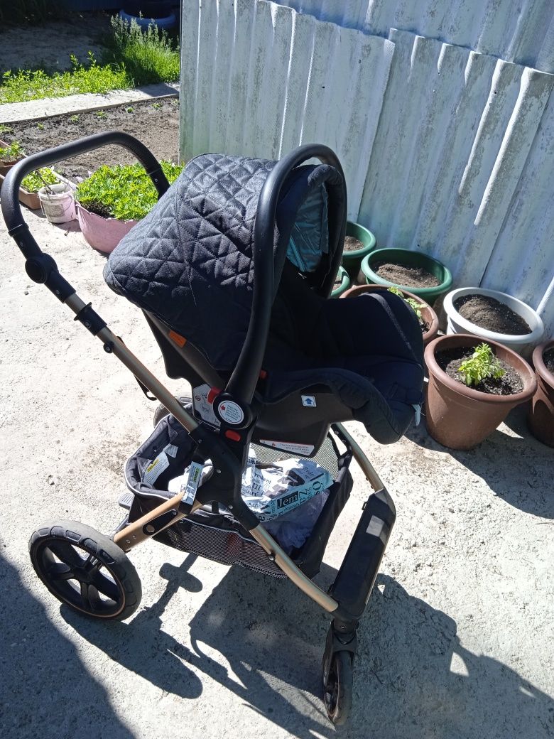 Продам детскую коляску