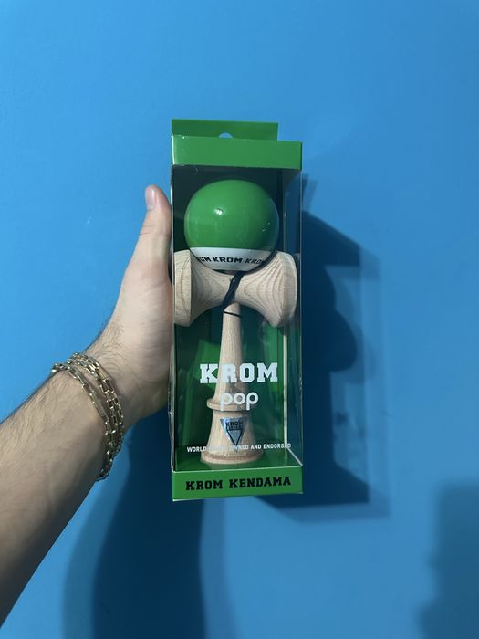 Kendama krom pop noua