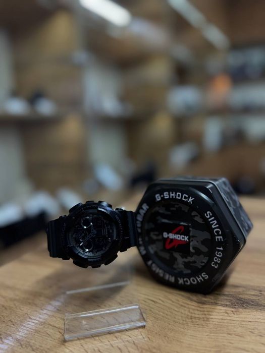 Часы Casio G-Shock