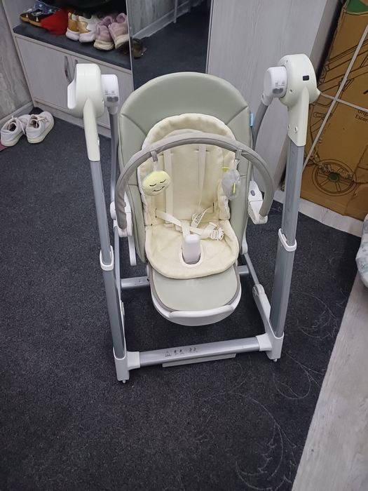 Продаётся фирменный 2в1 кормления стульчик и шезлонг