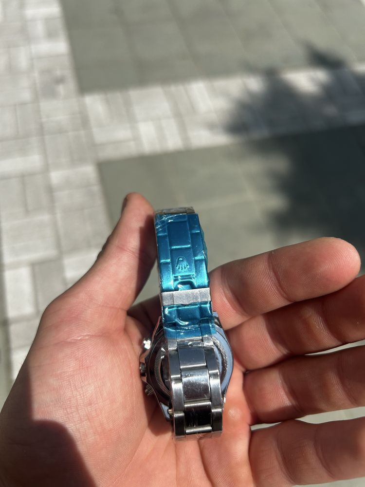 Часовник rolex.