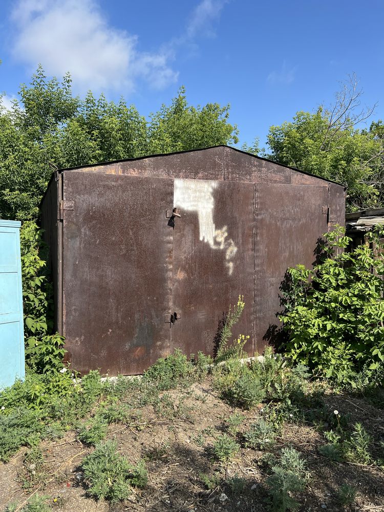 Продается гараж в Красном яре
