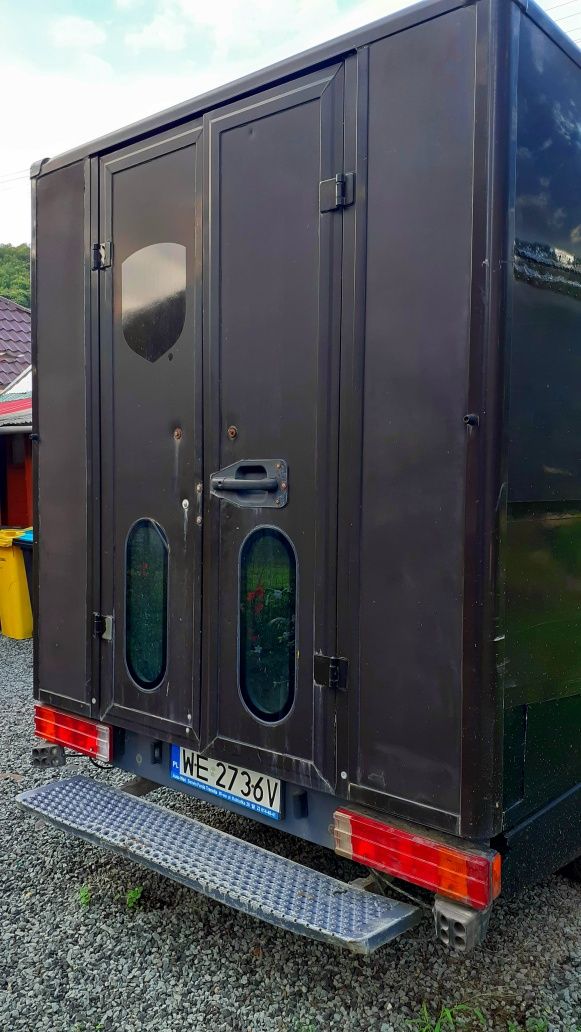 Foodtruck Autorulota Service Vulcanizare Catering Sprinter