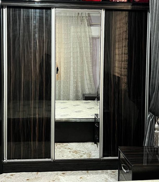 Spalni garnitur sotiladi xolati  zo'r yaxshi