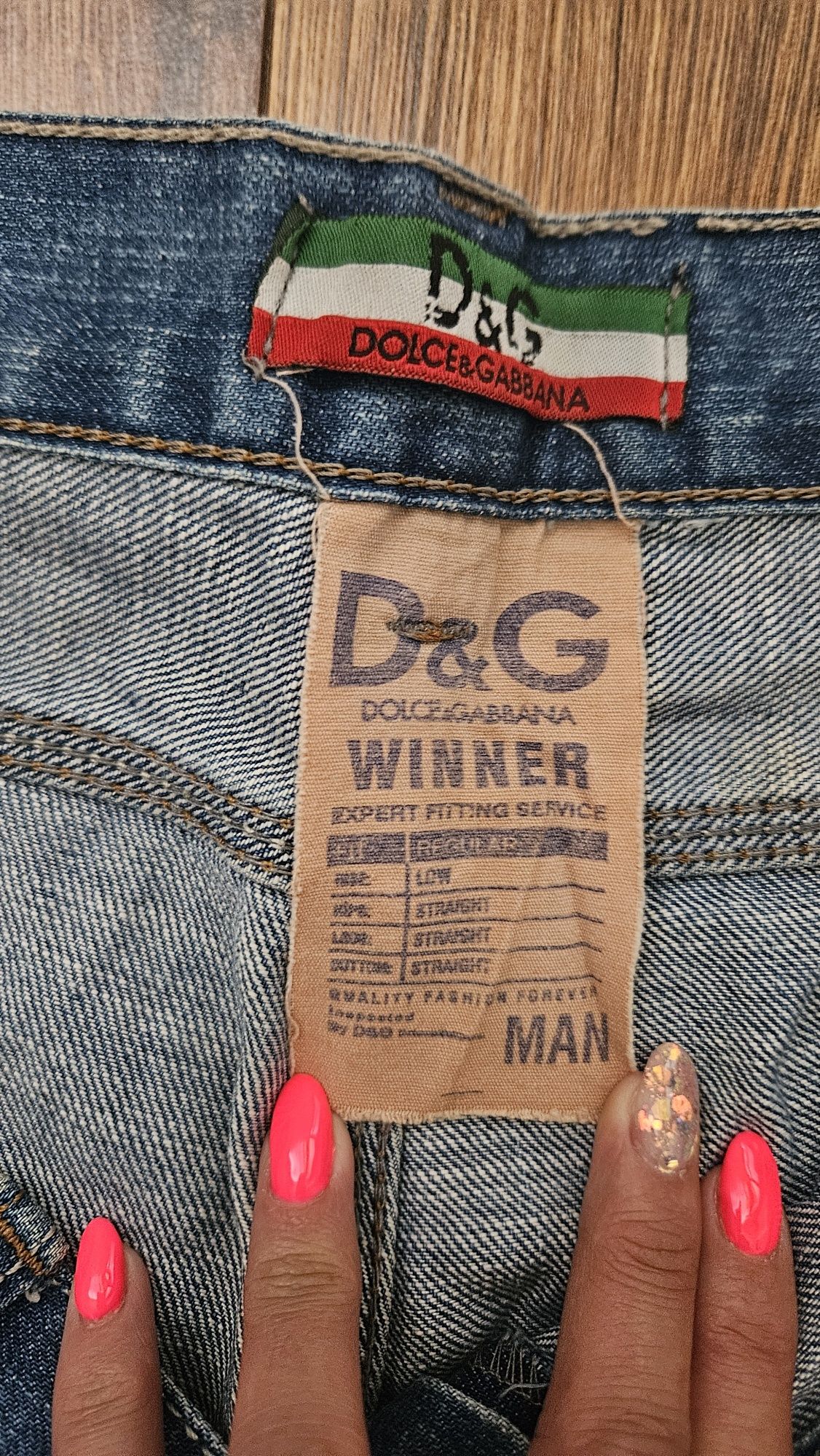 Оригинални мъжки дънки на D&G