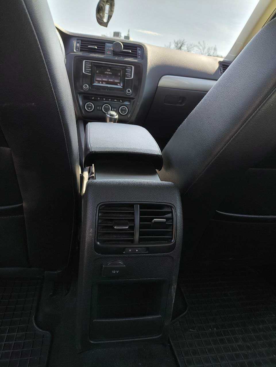 VW Jetta 2.0 TDI 110hp