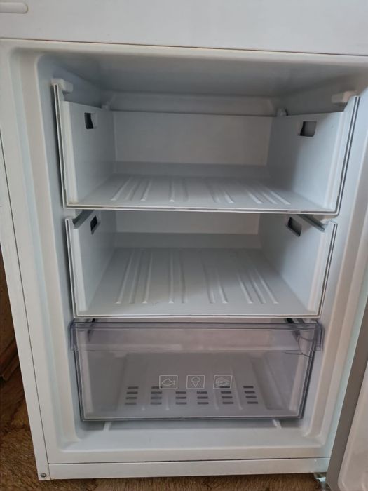 Продаётся  холодильник