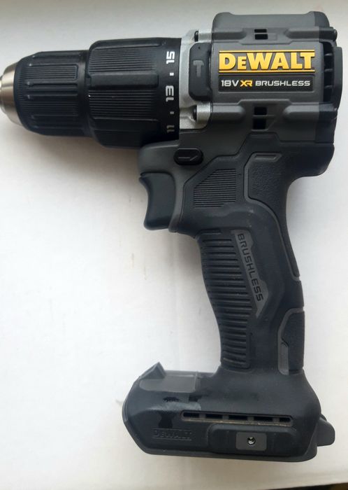 Filetanta Dewalt DCD100 (2023)