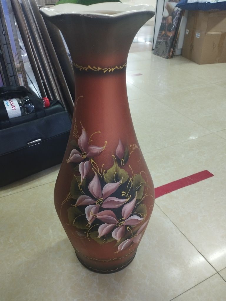 Продажа керамическую вазу