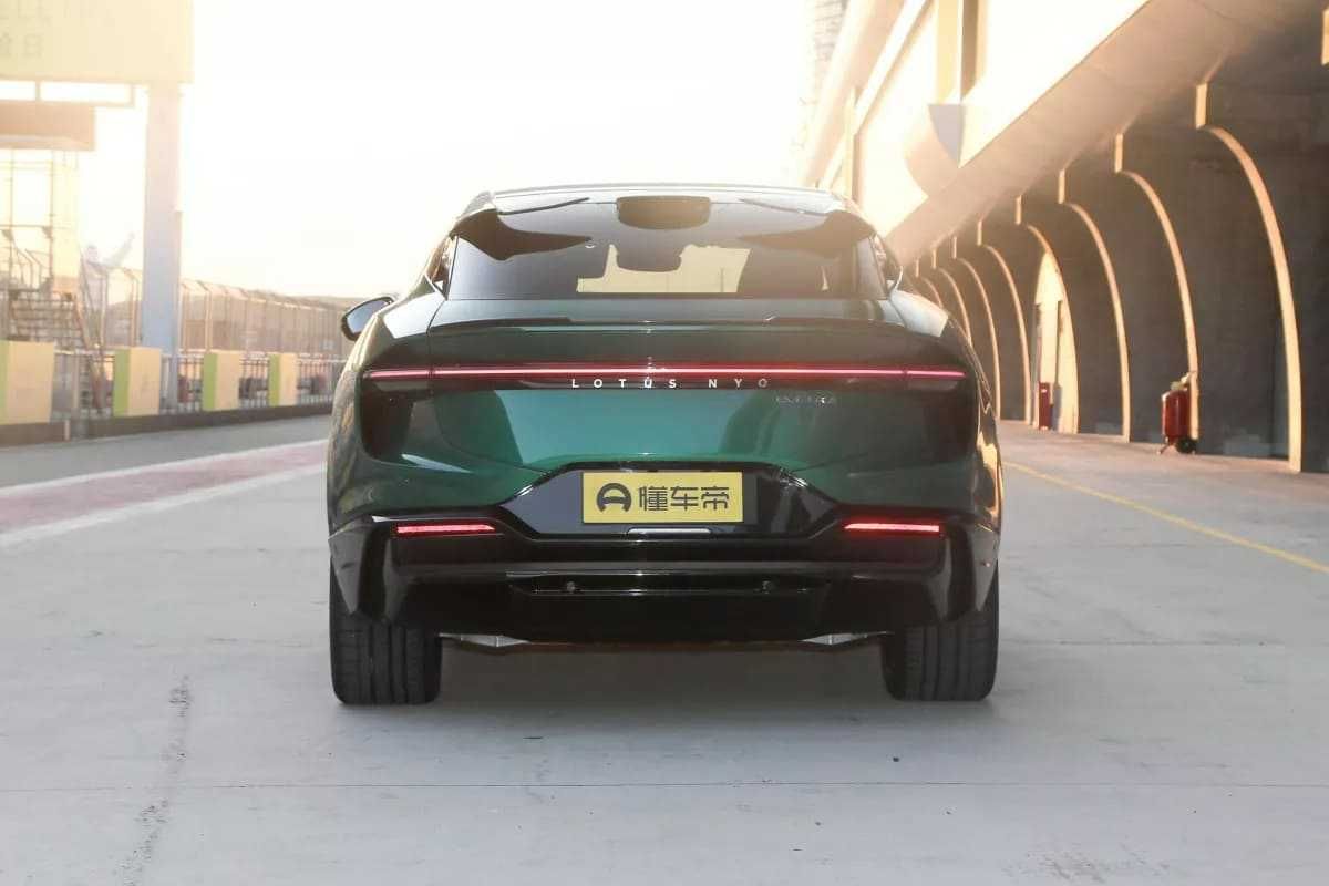 Lotus Eletre только под заказ