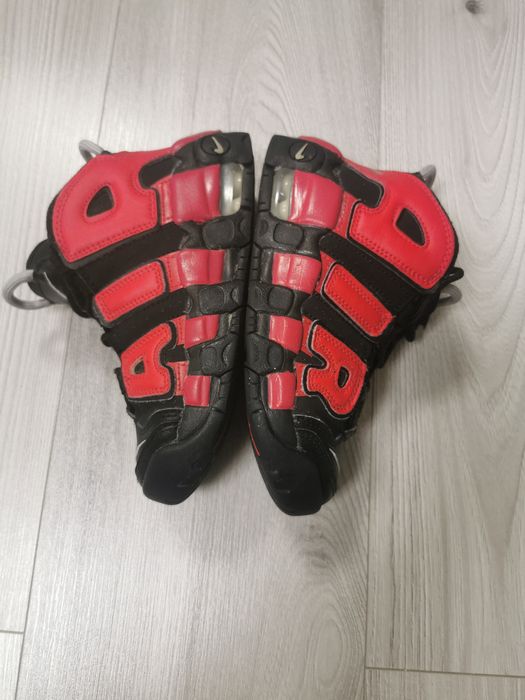 Adidasi Nike Uptempo mar.30