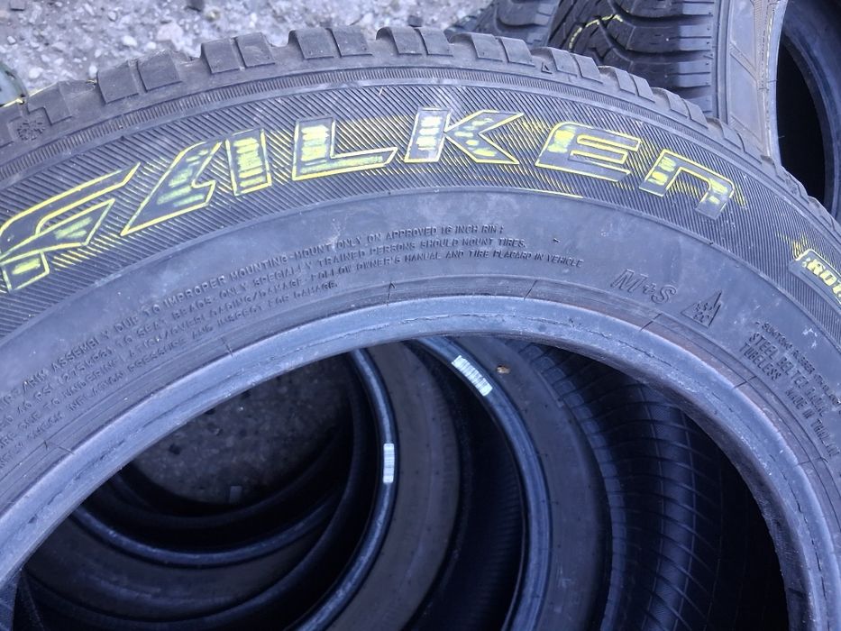 225 55 16 FALKEN 2бр зимни