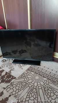 Продам нерабочий телевизор Samsung