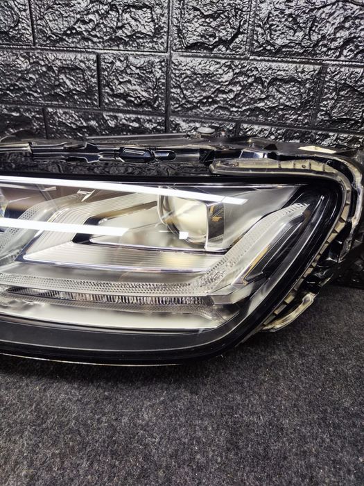 Far stanga Audi Q7 4M Matrix led