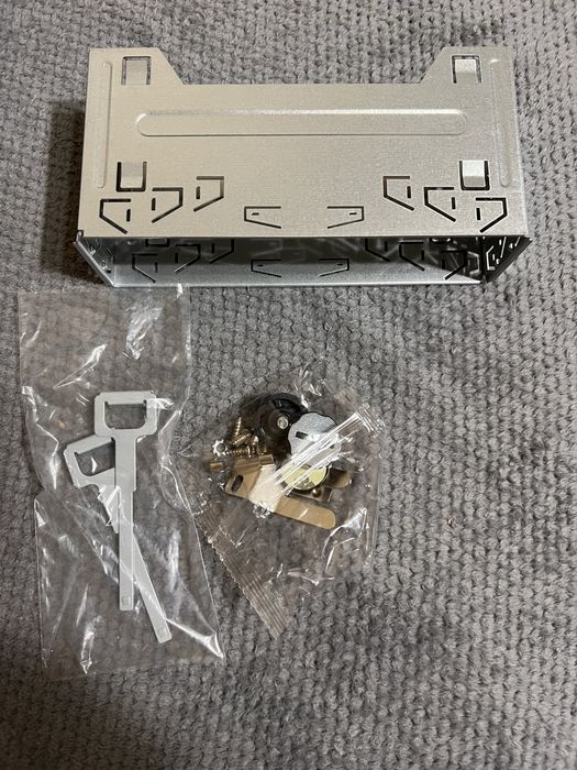 Statie radio cb zano 12/24V, format 1DIN, difuzor frontal,m.