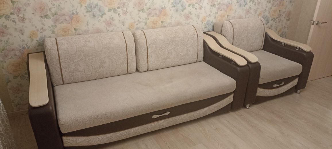 Продам диван и кресло