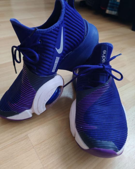 Спортни маратонки Nike Superrep