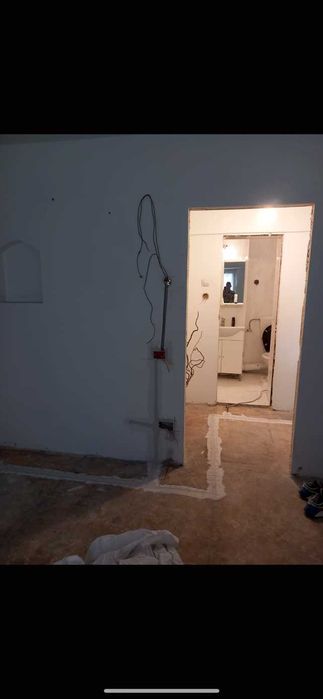 electricieni cu experienta