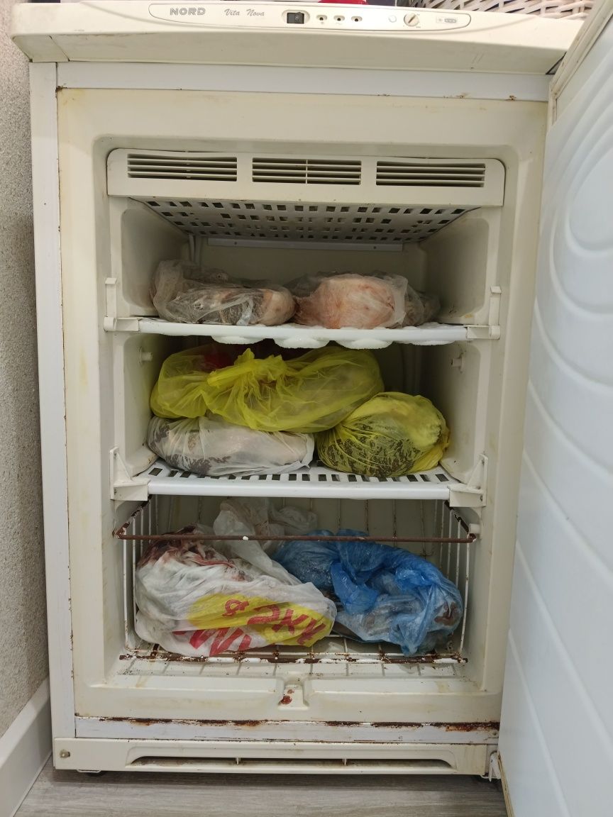 Продам морозилку
