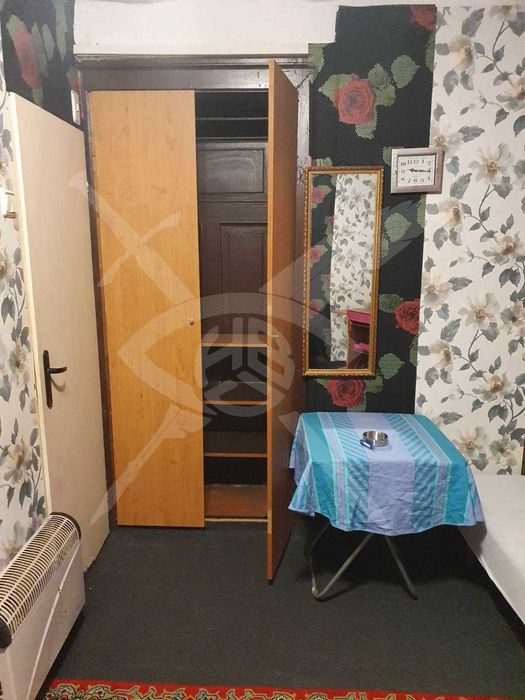 Дава се под наем Едностаен апартамент в Варна, Център - 20 кв.м за 200 € - Снимка #2