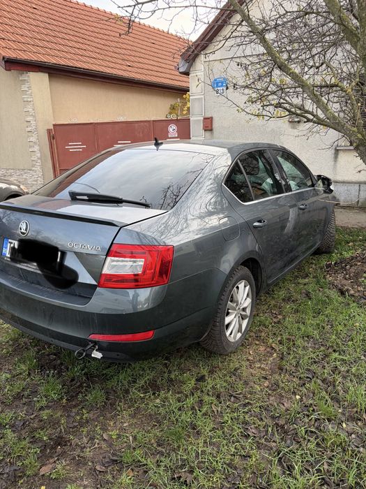 Skoda octavia 2016 automat avariat/avarie/lovit