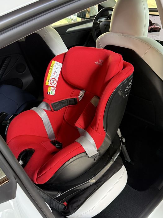 Scaun Britax Romer i-Size dualfix 360, 0-18 kg