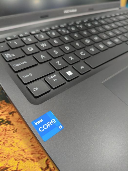 Asus vivobook R16 Core i5 - 13420H 16/512 Yangi Bepul yetkazish bilan