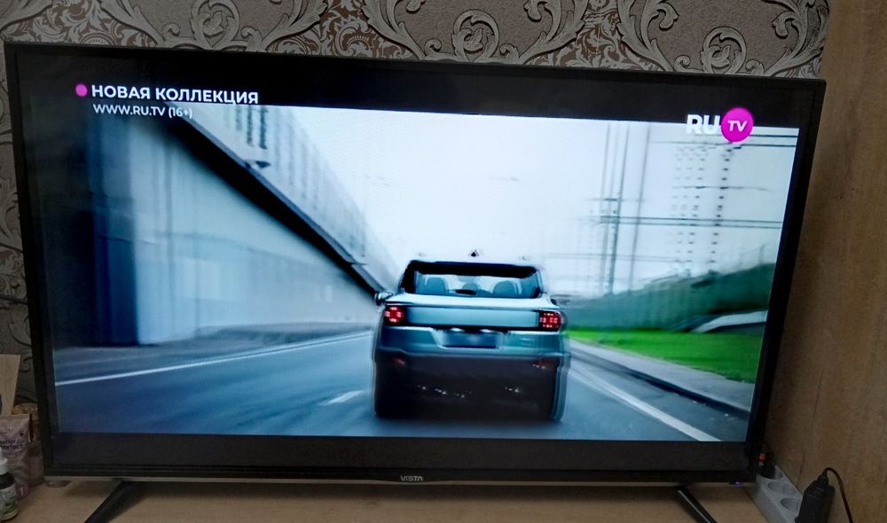 Телевизор 43 Виста