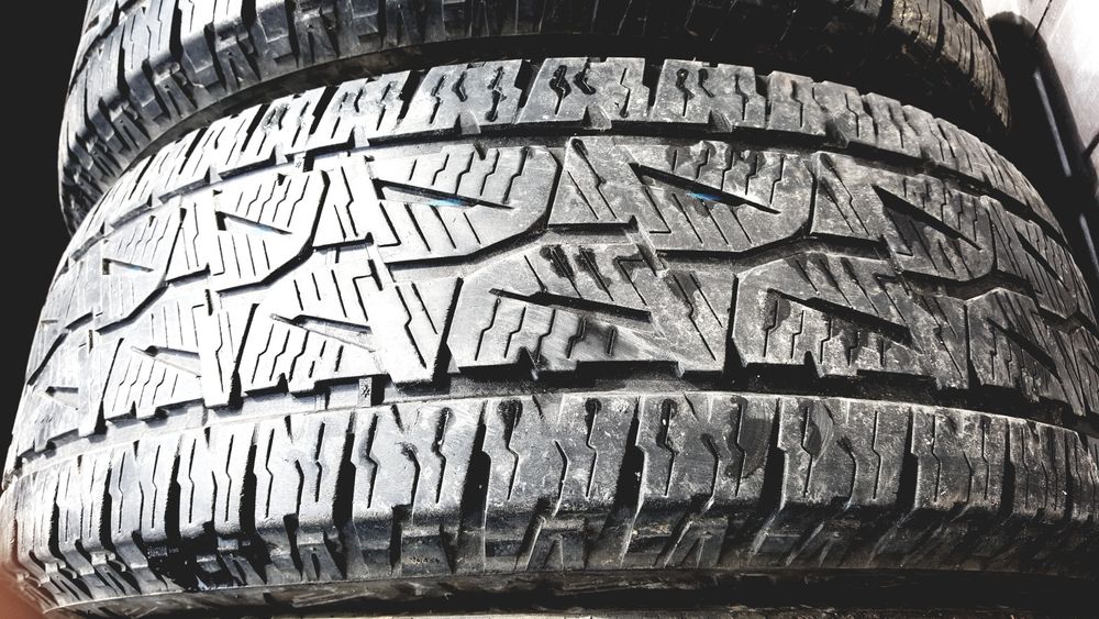 265/65/17,245/65/17,bridgestone,7-8mm,dot 3417