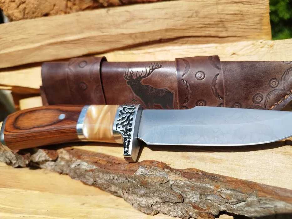 Cuțit Sârbesc, Oțel inoxidabil cu garda prindere, teaca piele