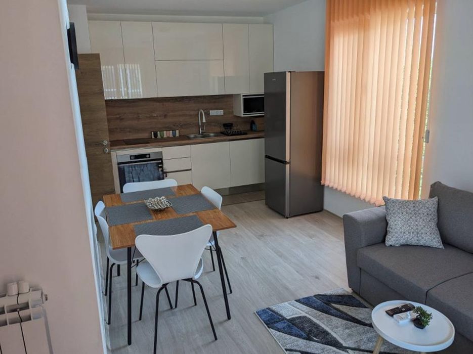 Дава се под наем Двустаен апартамент в София, Дружба 1 - 60 кв.м за 600 € - Снимка #2