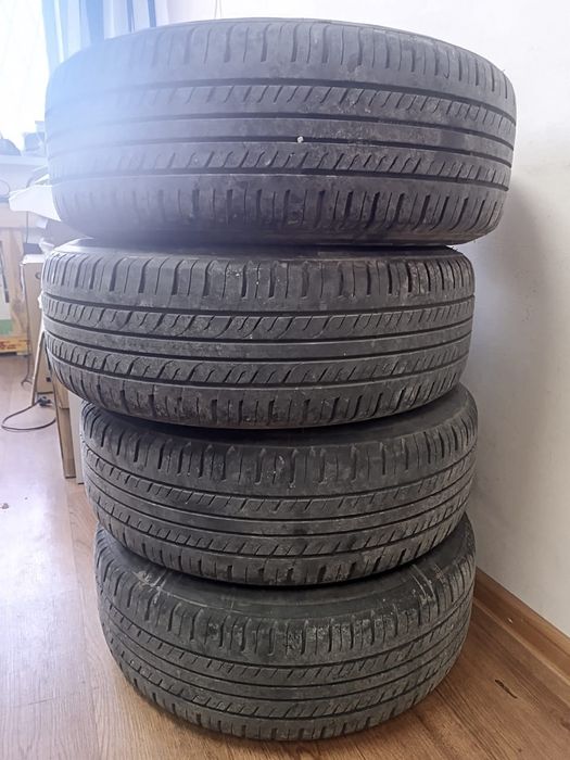 Шина с дисками r15