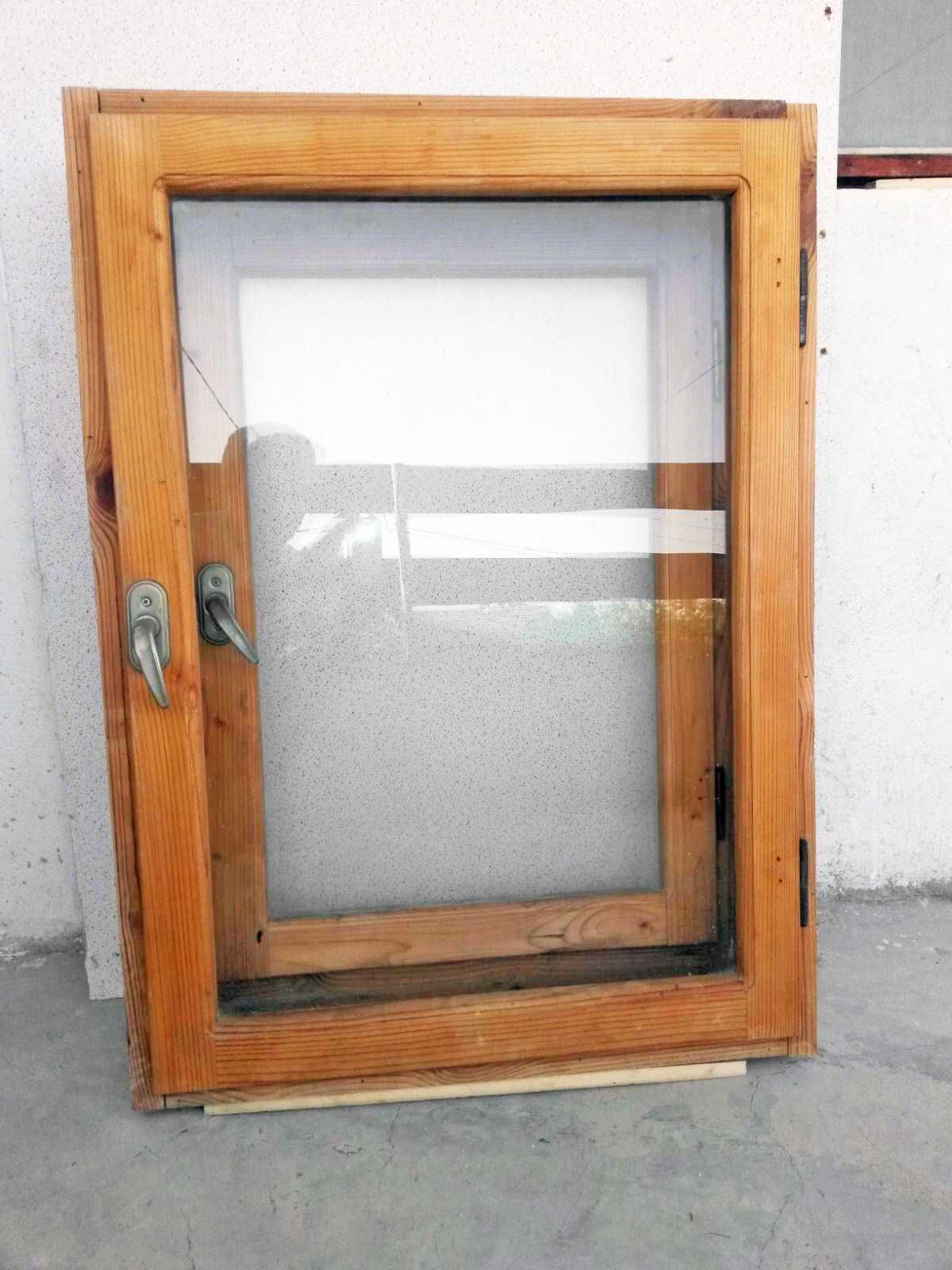 Продавам прозорец дървена дограма