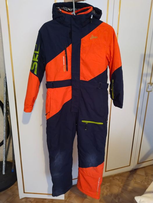Продам лыжный костюм
