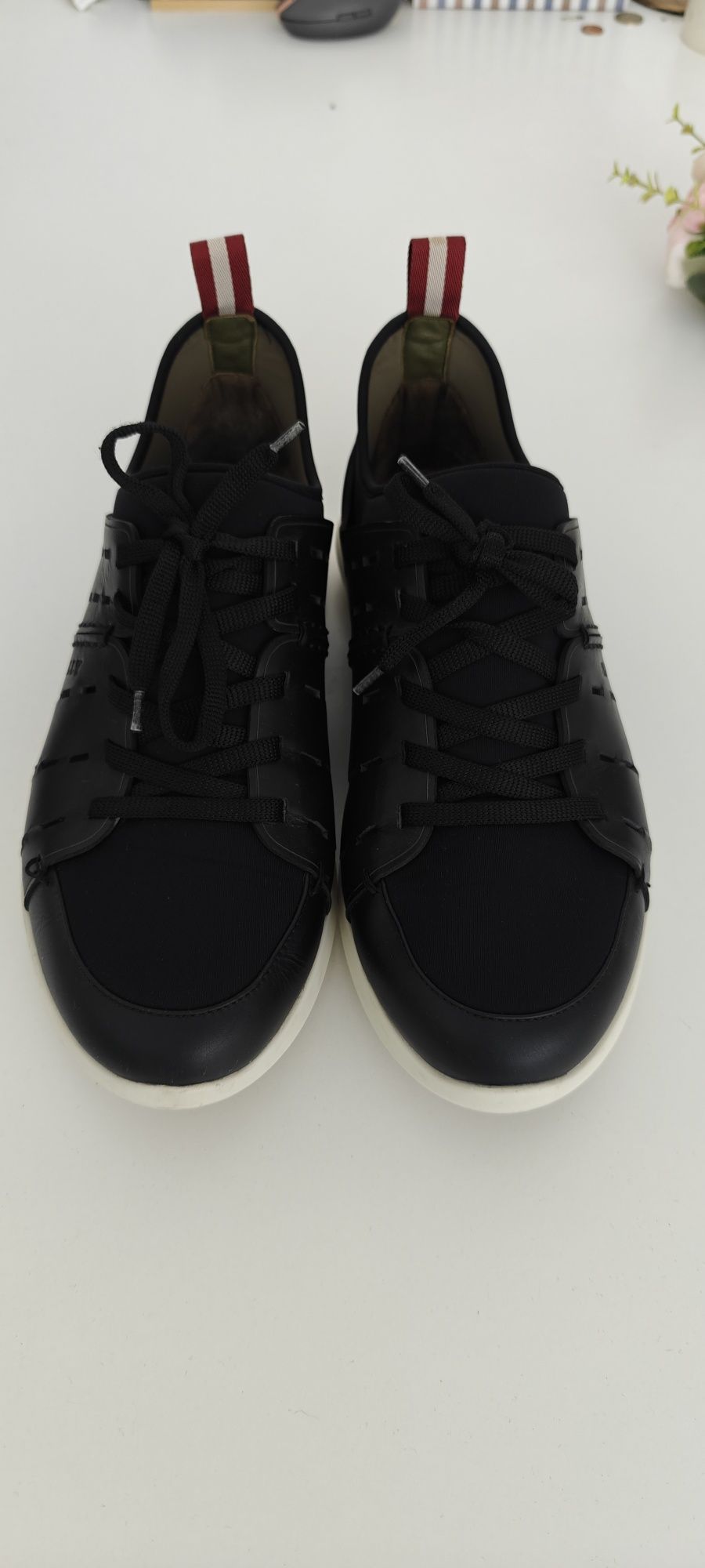 Vând sneakers Bally size 8