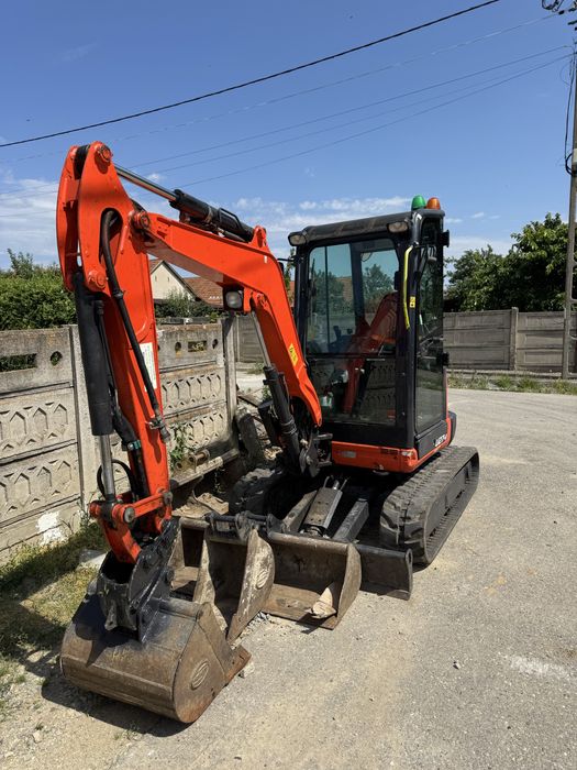 Kubota u27-4 2017