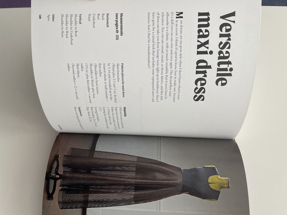 Sew Chinelo - Manual croitorie/design vestimentar engleză