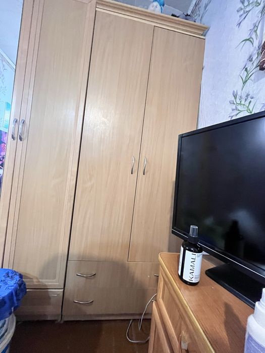 Продам платяной шкаф