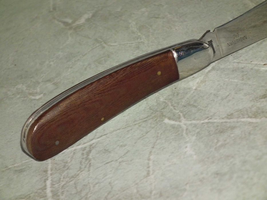 Neutilizat briceag pentru altoit creat de mesterul Nagy István