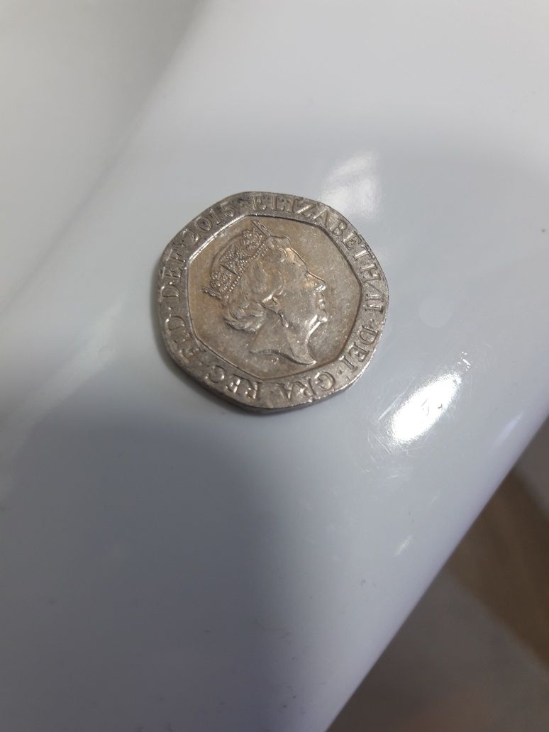 Monede twenty pence Queen Elizabeth