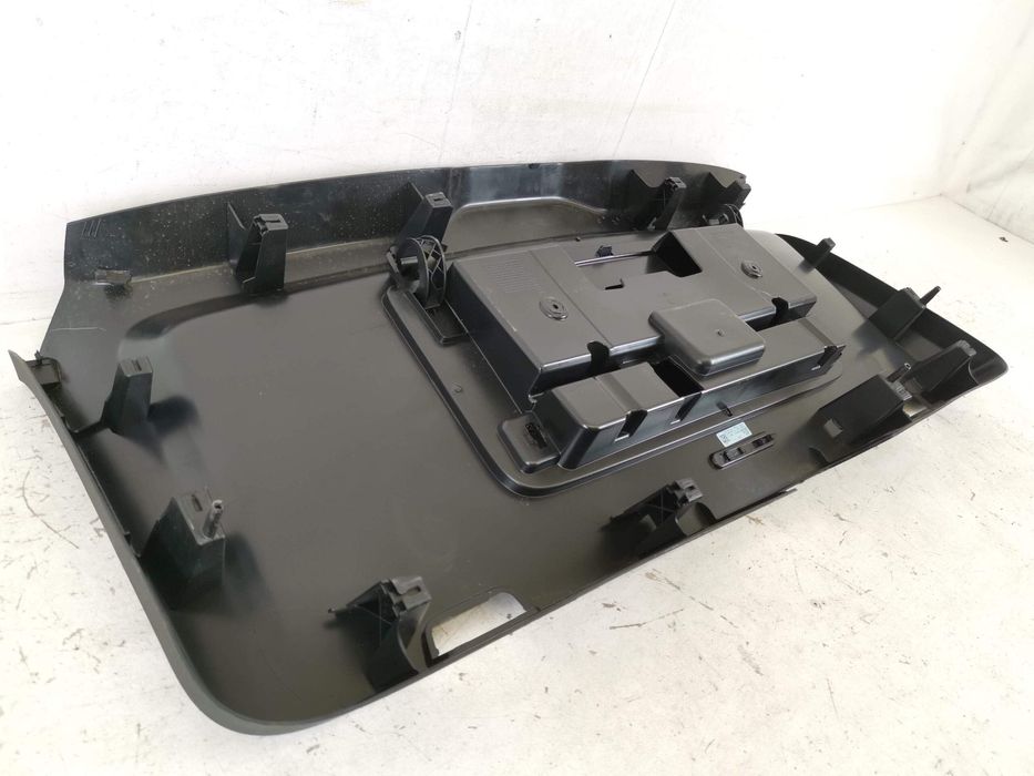 Вътрешна декоративна облицовка на задната врата Порше Кайен / Porsche