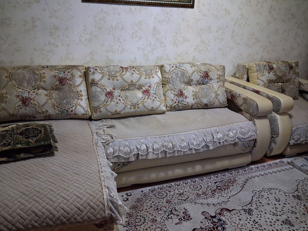 Продам диван и кресло