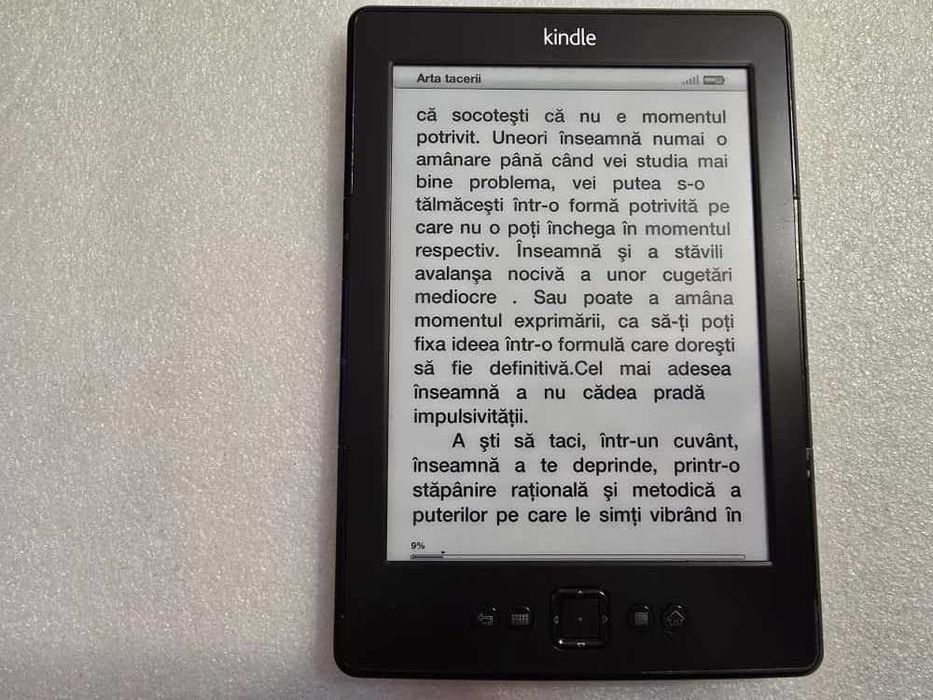 eBook Amazon Kindle 4 gen 2gb 6 Inch Wifi D01100 - poze reale