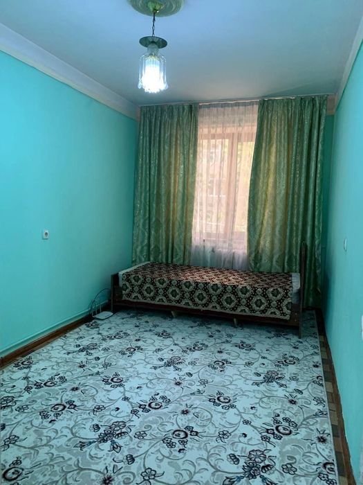 Сдаётся 3х комнатная квартира в центре