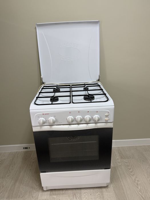 Продам газ плиту в отличном состоянии. Бу.за 25000 тг.