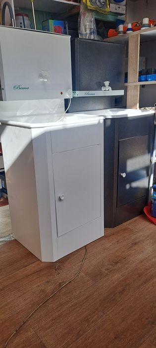 Продам Умывальник Дачный так же для Дома