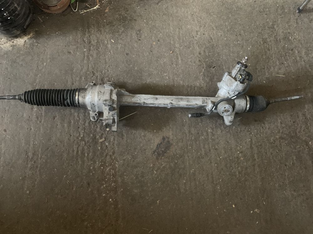 Рейка за бмв / bmw F20 F30