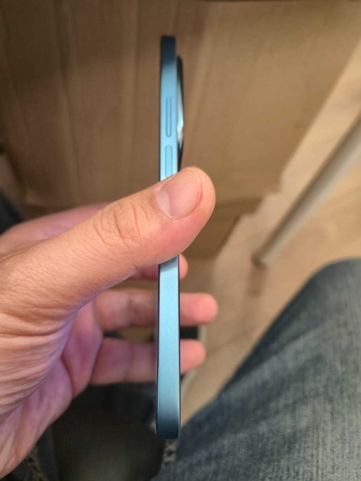 Vand Honor 200 lite ca nou