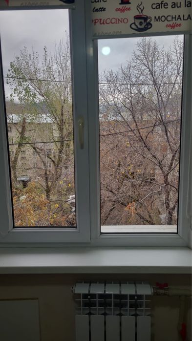 Окно пластиковое с подоконником